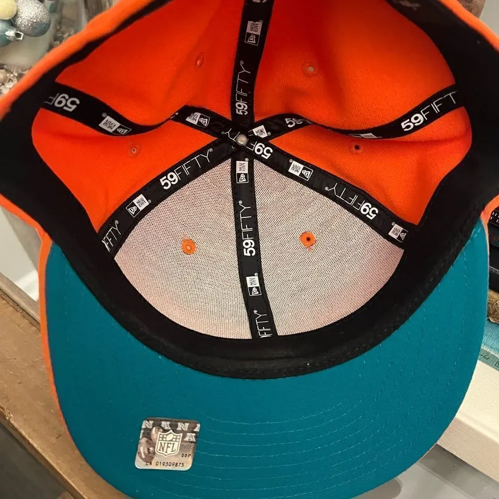 Miami Dolphins Fitted Onfield 59Fifty New Era NE Tech 7  1/2 Hat.